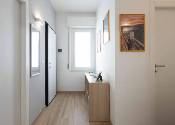 La Maison Des Artistes *